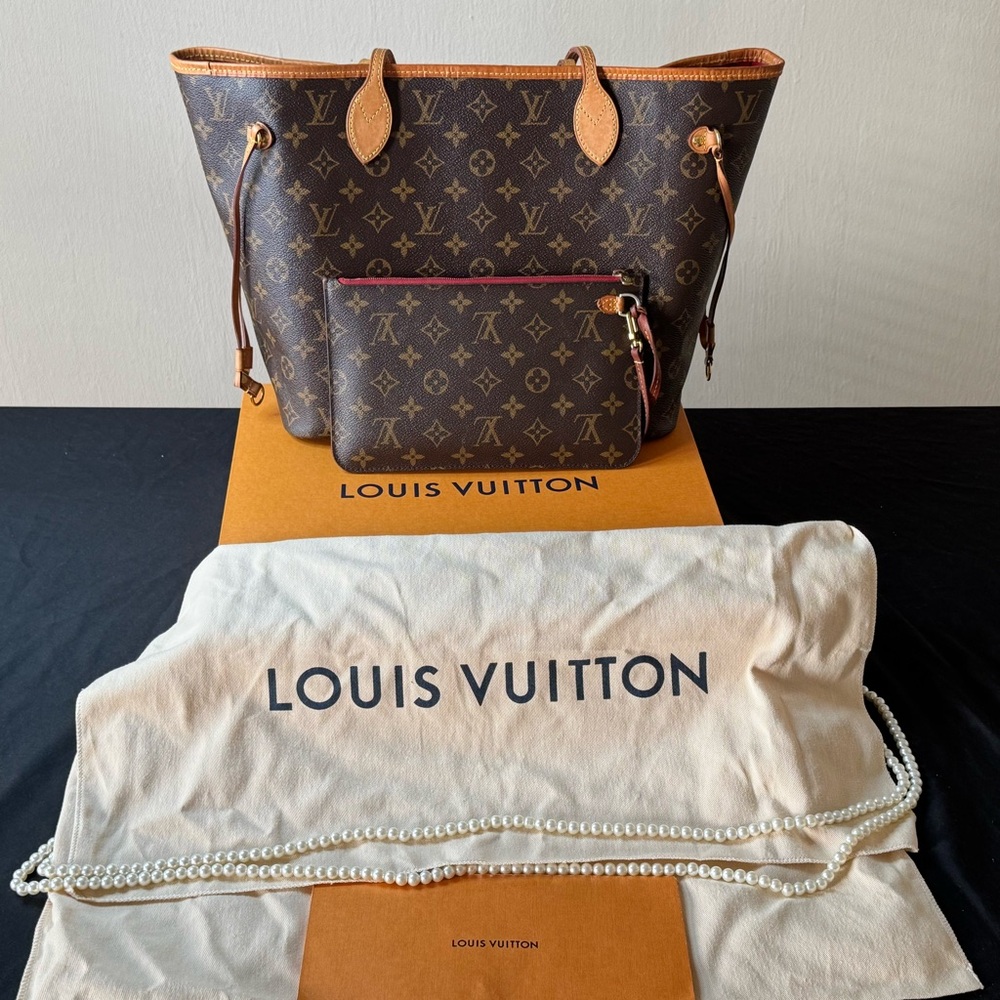 Louis Vuitton Classic Brown Monogram Tote - Picture 1 of 6